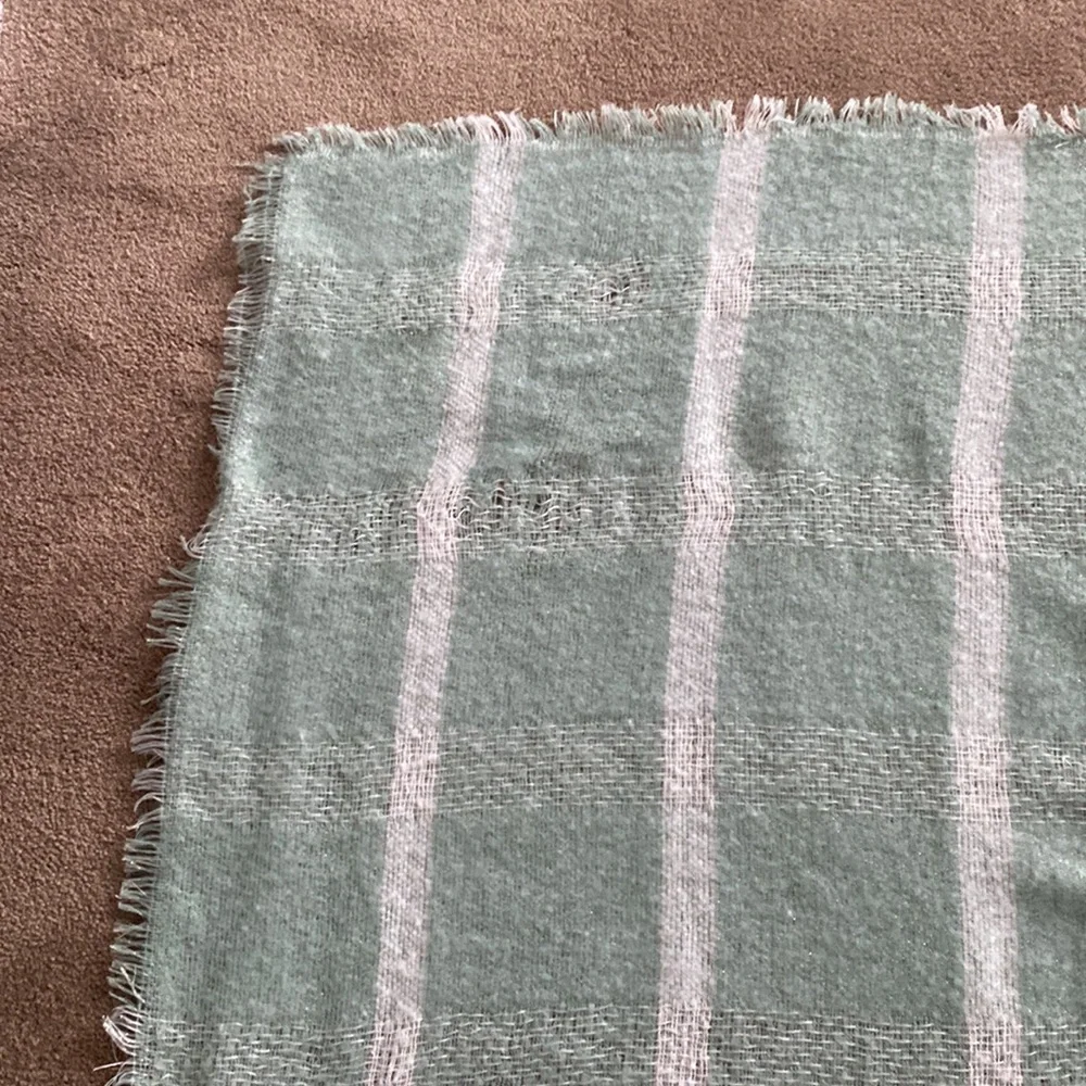LC Lauren Conrad Beverly Hills Sparkle Plaid Wrap